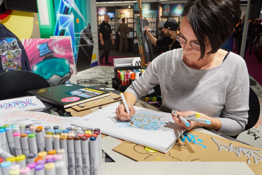 Handlettering und Street Art sind zwei Top-Trends der Creativeworld 2019 gewesen. Abbildung: Messe Frankfurt Exhibition GmbH