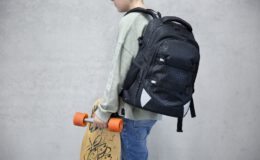 Sitzt bequem auf dem Rücken und ist leicht zu tragen: der Active-Rucksack. Abbildung: Neoxx