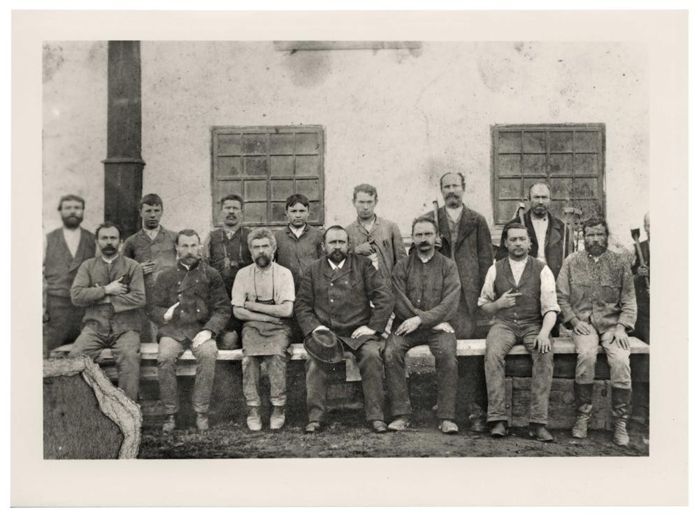 Mitarbeiter des Unternehmens im Jahr 1907. Abbildung: TON