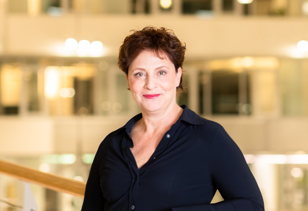 Petra Strombeck bleibt für weitere vier Jahre CEO der New Work SE. Abbildung: New Work SE.