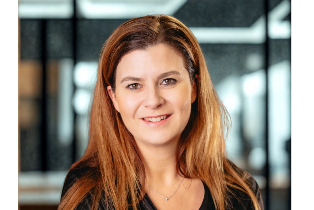 Julia Schröder übernimmt die neue Position als Commercial Managing Director bei der Edding International GmbH. Abbildung: dding International GmbH