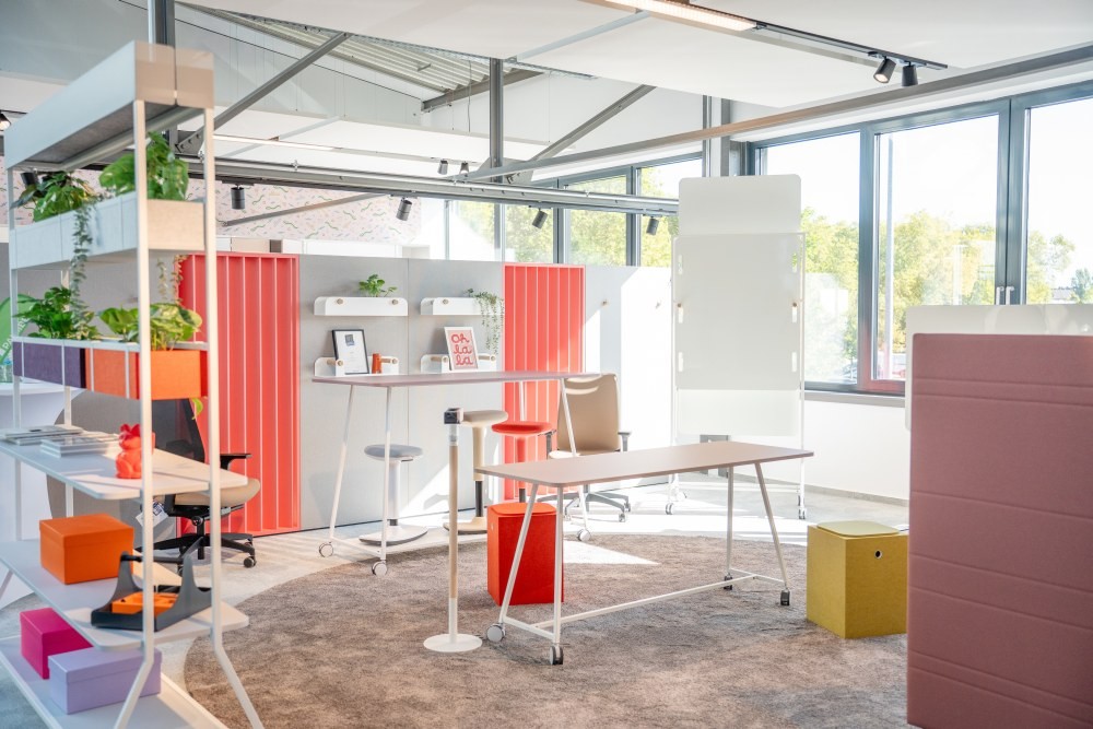 Palmberg zeigt im Düsseldorfer Showroom zahlreiche Lösungen für moderne Arbeitswelten. Abbildung: Palmberg