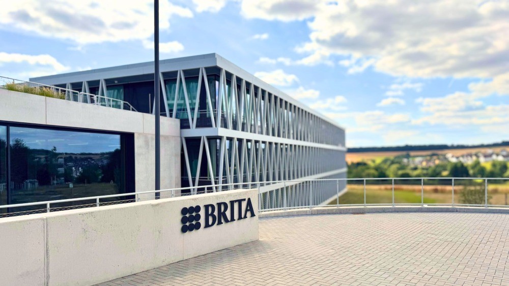 Alles begann mit einer Idee unter einem Birnenbaum im hessischen Taunusstein und entwickelte sich zu einem internationalen Unternehmen für Wasserfiltration und Trinkwasserlösungen. Abbildung: Brita