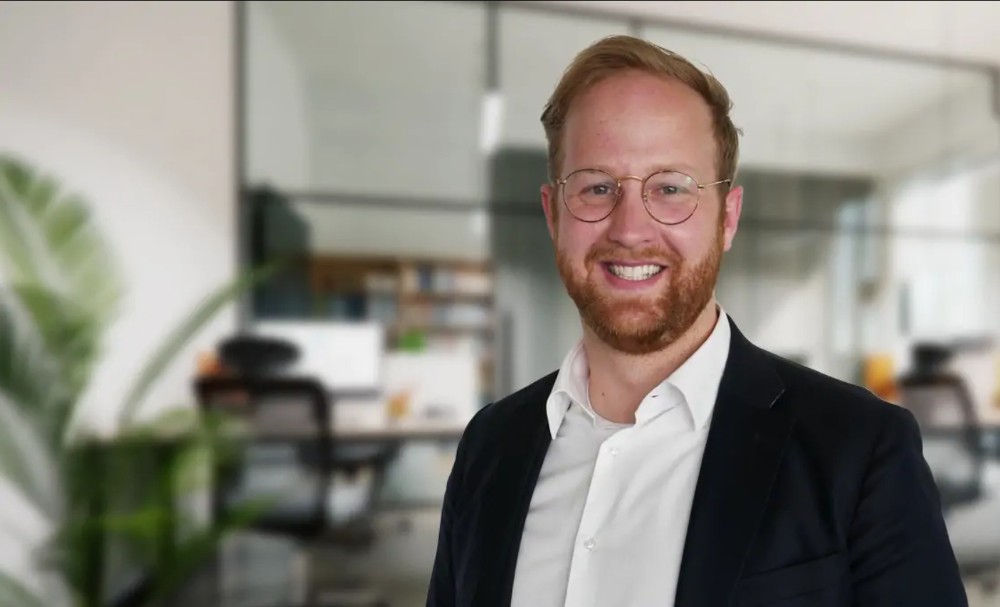 David Schweinberger verfügt über umfassende Erfahrungen an der Schnittstelle von Technik und Vertrieb. Abbildung Assmann Electronic