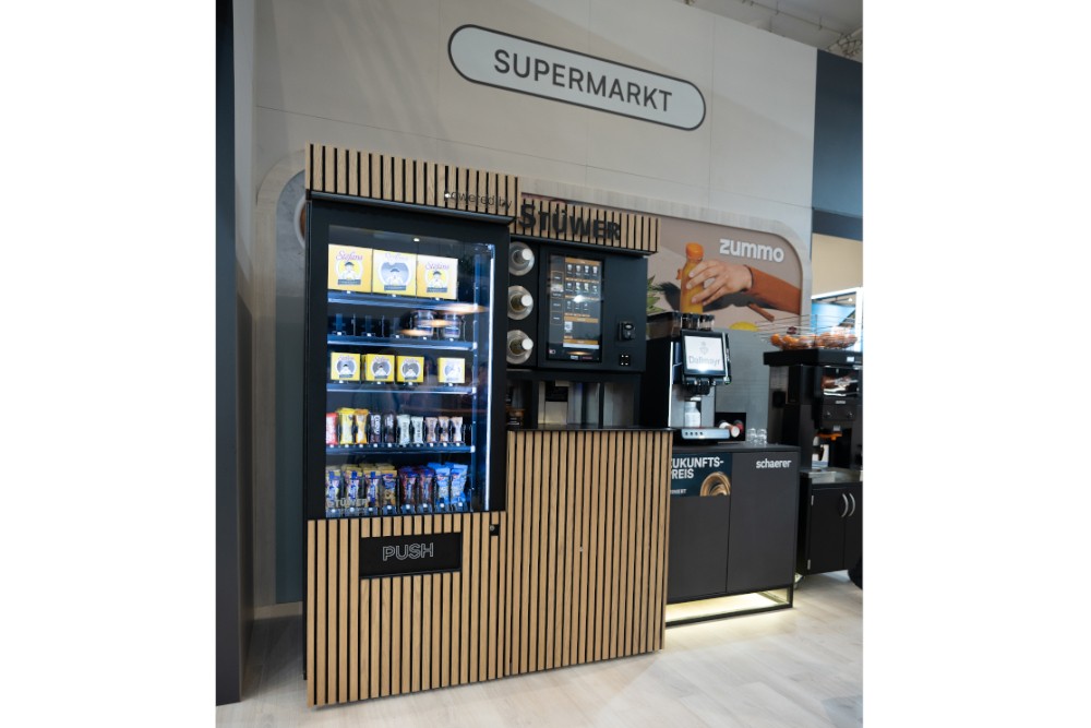 Vom ersten Kaffee am Morgen bis zum Snack aus dem Kühlschrank läuft alles über eine Plattform. Abbildung: SEB Professional Beverage