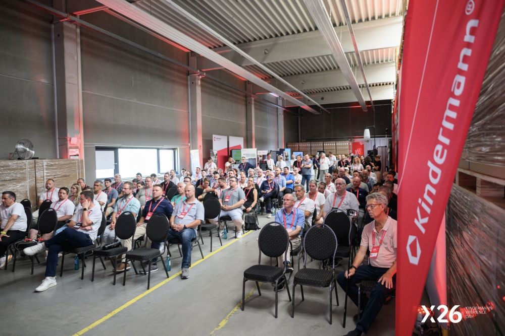 Die Gäste hatten beim Xperience Day die Möglichkeit, Erfahrungen aus Keynotes von Branchenexperten zu sammeln und sich untereinander auszutauschen. Abbildung: Kindermann GmbH